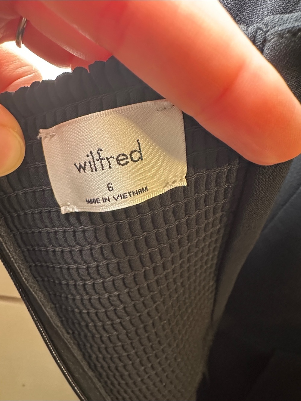 Aritzia Wilfred Upscale Jumpsuit - Picture 8 of 15